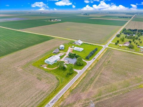 Tiny photo for 708 N 1950th Road, Tonica, IL 61370 (MLS # 12396450)
