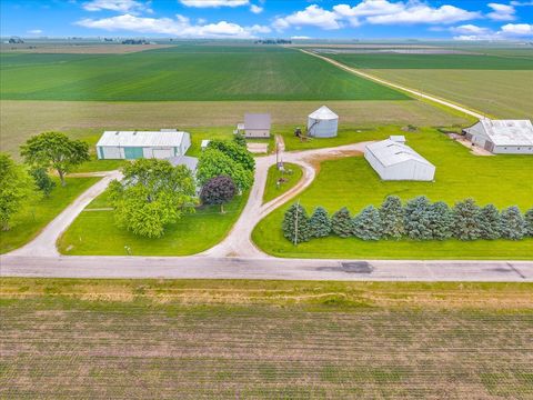 Tiny photo for 708 N 1950th Road, Tonica, IL 61370 (MLS # 12396450)