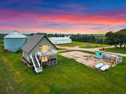 Tiny photo for 708 N 1950th Road, Tonica, IL 61370 (MLS # 12396450)