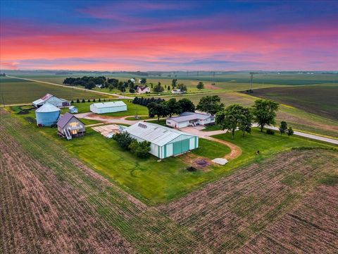 Tiny photo for 708 N 1950th Road, Tonica, IL 61370 (MLS # 12396450)