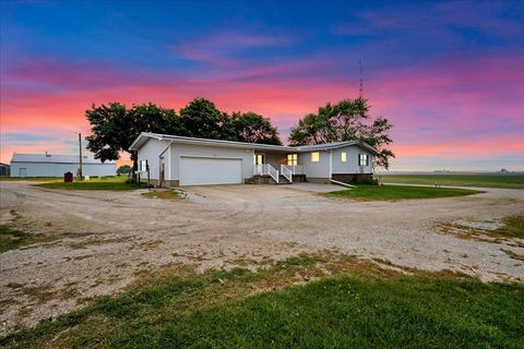 Tiny photo for 708 N 1950th Road, Tonica, IL 61370 (MLS # 12396450)