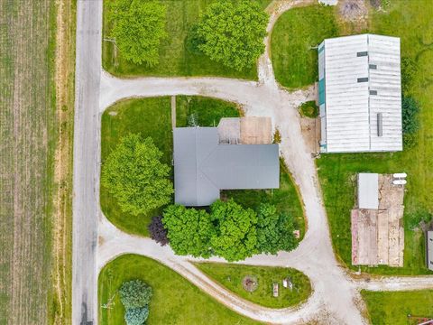 Tiny photo for 708 N 1950th Road, Tonica, IL 61370 (MLS # 12396450)