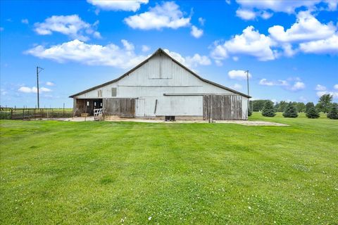 Tiny photo for 708 N 1950th Road, Tonica, IL 61370 (MLS # 12396450)
