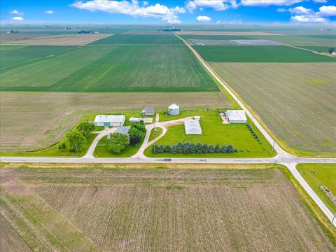 Tiny photo for 708 N 1950th Road, Tonica, IL 61370 (MLS # 12396450)