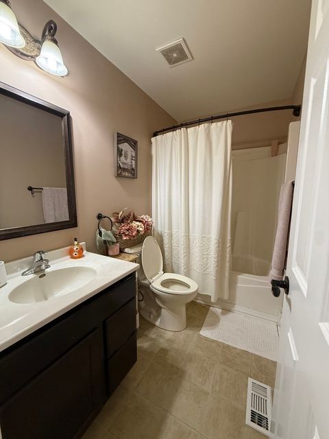 Tiny photo for Chicago, IL 60617 (MLS # 12602610)