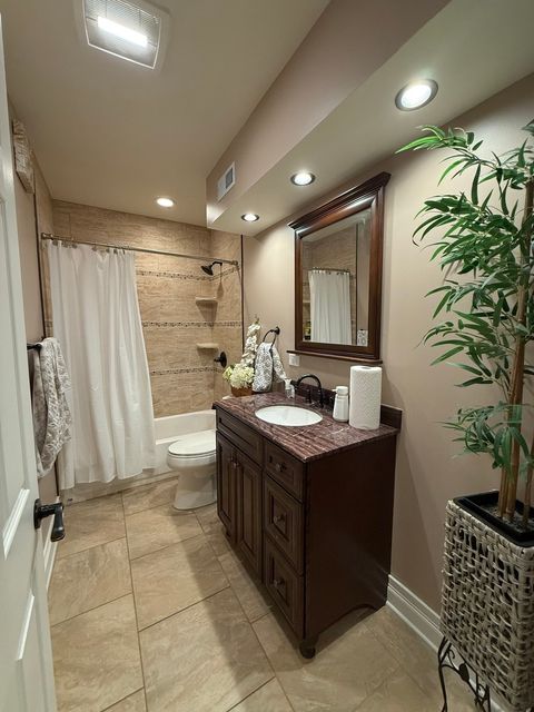 Tiny photo for Chicago, IL 60617 (MLS # 12602610)