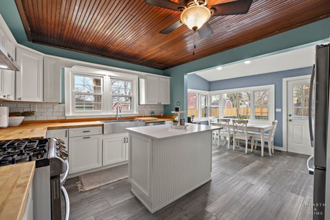 Tiny photo for 18924 W Roosevelt Road, Lake Villa, IL 60046 (MLS # 12616422)