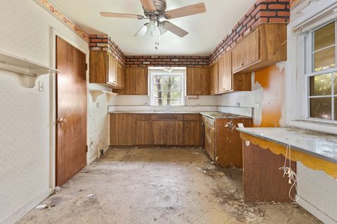 Tiny photo for 1832 187th Street, Homewood, IL 60430 (MLS # 12464899)