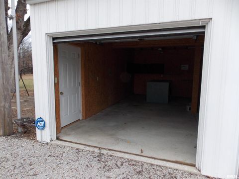 Tiny photo for 1723 WALNUT HILL Road, Centralia, IL 62801 (MLS # EB456630)