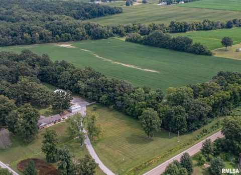 Tiny photo for 1723 WALNUT HILL Road, Centralia, IL 62801 (MLS # EB456630)