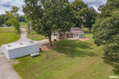 Tiny photo for 1723 WALNUT HILL Road, Centralia, IL 62801 (MLS # EB456630)