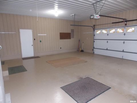 Tiny photo for 1723 WALNUT HILL Road, Centralia, IL 62801 (MLS # EB456630)