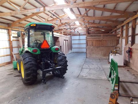 Tiny photo for 1723 WALNUT HILL Road, Centralia, IL 62801 (MLS # EB456630)