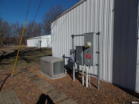 Tiny photo for 1723 WALNUT HILL Road, Centralia, IL 62801 (MLS # EB456630)