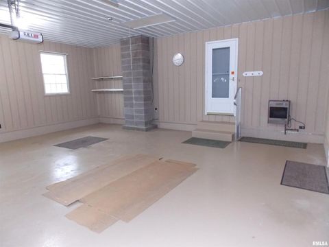 Tiny photo for 1723 WALNUT HILL Road, Centralia, IL 62801 (MLS # EB456630)