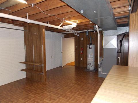 Tiny photo for 1723 WALNUT HILL Road, Centralia, IL 62801 (MLS # EB456630)