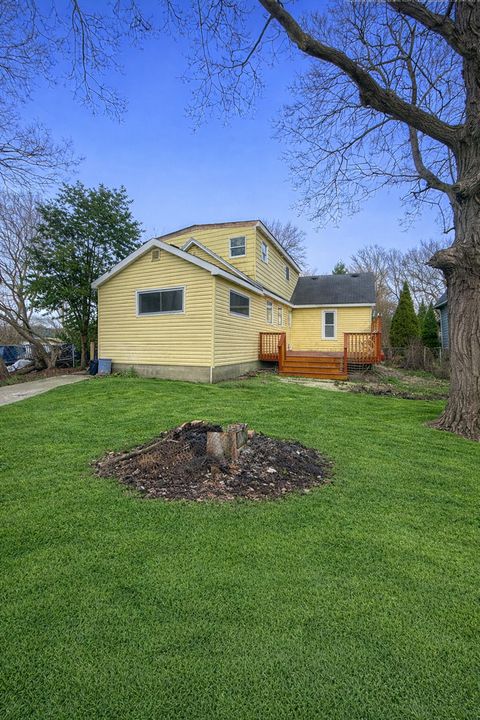 Tiny photo for 818 Bach Street, Northbrook, IL 60062 (MLS # 12618354)