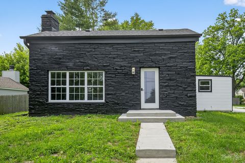 4405 Greenwood Road Woodstock IL 60098