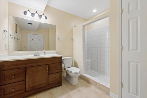 Tiny photo for 527 Mallard Point Circle, North Aurora, IL 60542 (MLS # 12684714)
