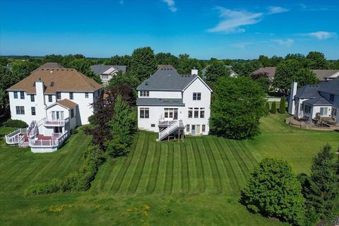 Tiny photo for 527 Mallard Point Circle, North Aurora, IL 60542 (MLS # 12684714)