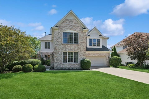 Photo of 527 Mallard Point Circle, North Aurora, IL 60542 (MLS # 12684714)
