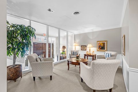 Tiny photo for 1350 N Western Avenue #310, Lake Forest, IL 60045 (MLS # 12579537)