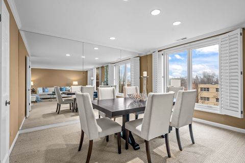 Tiny photo for 1350 N Western Avenue #310, Lake Forest, IL 60045 (MLS # 12579537)