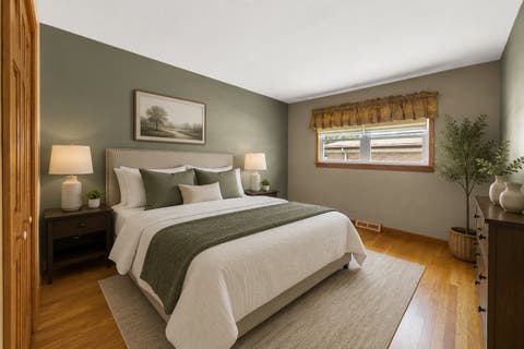 Tiny photo for 5004 W 107th Street, Oak Lawn, IL 60453 (MLS # 12723497)
