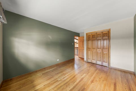 Tiny photo for 5004 W 107th Street, Oak Lawn, IL 60453 (MLS # 12723497)