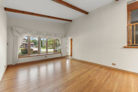 Tiny photo for 5004 W 107th Street, Oak Lawn, IL 60453 (MLS # 12723497)