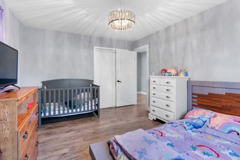 Tiny photo for 918 Mayfair Place, Rockford, IL 61107 (MLS # 12584143)