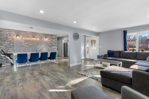 Tiny photo for 918 Mayfair Place, Rockford, IL 61107 (MLS # 12584143)