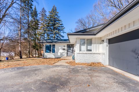 Tiny photo for 918 Mayfair Place, Rockford, IL 61107 (MLS # 12584143)