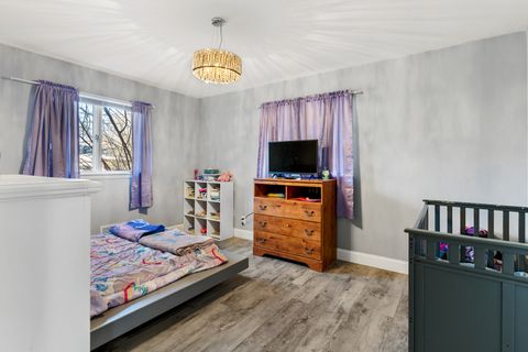 Tiny photo for 918 Mayfair Place, Rockford, IL 61107 (MLS # 12584143)