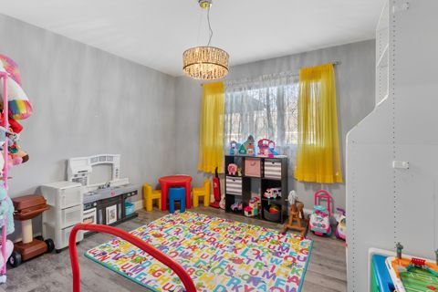 Tiny photo for 918 Mayfair Place, Rockford, IL 61107 (MLS # 12584143)