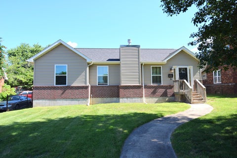 Photo of 824 N Pace Avenue, Mt Vernon, IL 62864 (MLS # 12678430)