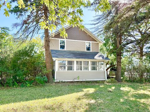 Photo of 302 E State Route 71, Newark, IL 60541 (MLS # 12511404)