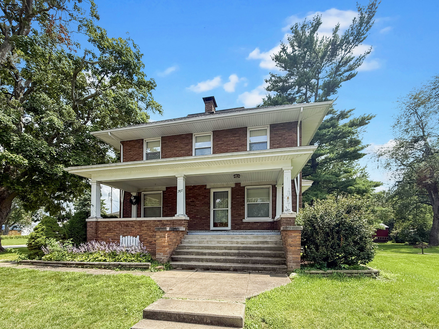 207 E Clinton Street