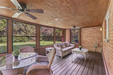 Tiny photo for 424 Otis Road, Barrington, IL 60010 (MLS # 12787741)