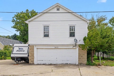 Tiny photo for 1413 N Richmond Road, McHenry, IL 60050 (MLS # 12781658)