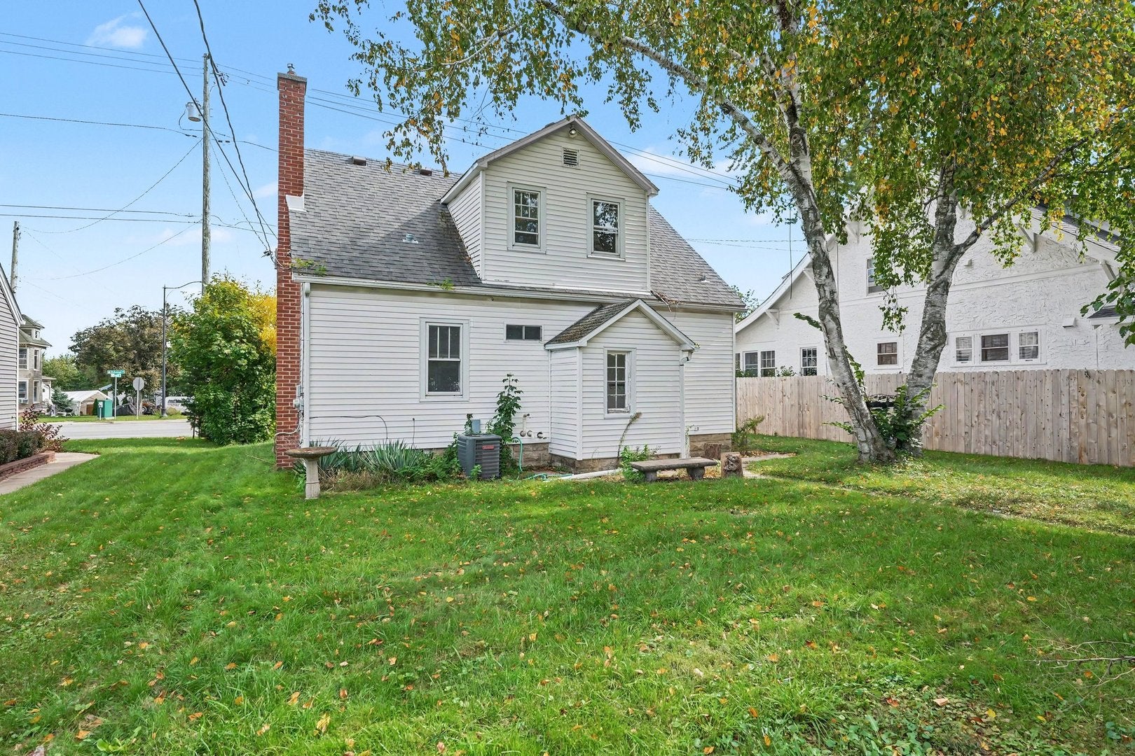 1413 N Richmond Road