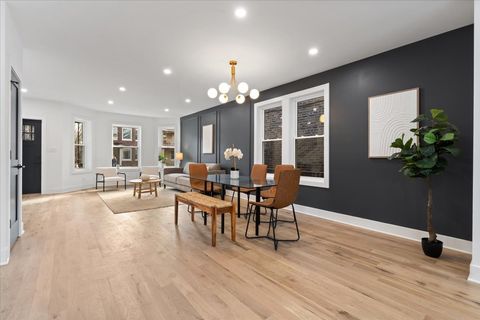 Tiny photo for 858 N Richmond Avenue, Chicago, IL 60622 (MLS # 12580565)