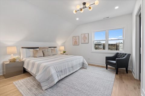 Tiny photo for 858 N Richmond Avenue, Chicago, IL 60622 (MLS # 12580565)