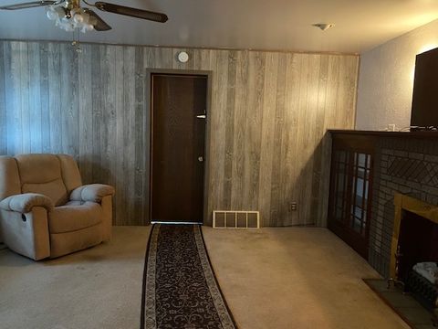 Tiny photo for 1547 1/2 Pulaski Street, Peru, IL 61354 (MLS # 12519794)