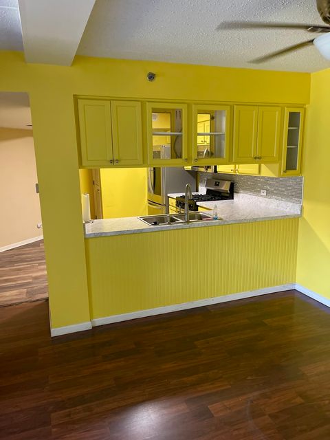 Tiny photo for 18600 Village West Drive #310, Hazel Crest, IL 60429 (MLS # 12485745)