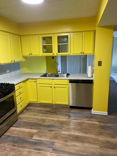 Tiny photo for 18600 Village West Drive #310, Hazel Crest, IL 60429 (MLS # 12485745)