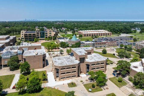 Tiny photo for 9915 S Yates Avenue, Chicago, IL 60617 (MLS # 12505913)