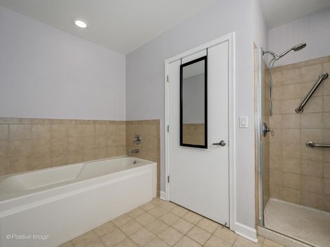 Tiny photo for 1335 S Prairie Avenue #809, Chicago, IL 60605 (MLS # 12583057)