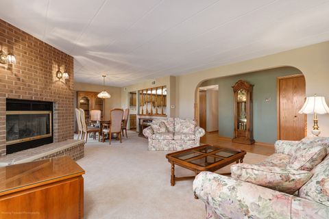 Tiny photo for 15722 Old Orchard Court #1E, Orland Park, IL 60462 (MLS # 12501783)