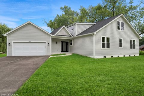 Single Family Residence in Wauconda IL 804 Sheridan Drive.jpg